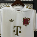 BAYERN MUNICH II 125 ANIVERSARIO HOMBRE