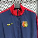 CHAMARRA BARCELONA AZUL ROJO 25/26 HOMBRE