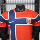 JERSEY NORUEGA I 26/27 HOMBRE (VERSIÓN JUGADOR)