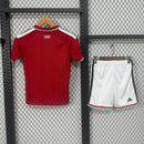 JERSEY MANCHESTER UNITED LOCAL 26/27 CONJUNTO INFANTIL V1