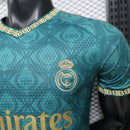 JERSEY REAL MADRID EDICION ESPECIAL DISEÑADOR 26/27 HOMBRE (VERSIÓN JUGADOR)