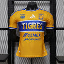 JERSEY TIGRES LOCAL 26/27 HOMBRE (VERSIÓN JUGADOR)