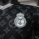 JERSEY REAL MADRID EDICION ESPECIAL DISEÑADOR V2 26/27 HOMBRE (VERSIÓN JUGADOR)