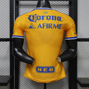 JERSEY TIGRES LOCAL 26/27 HOMBRE (VERSIÓN JUGADOR)