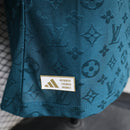 JERSEY REAL MADRID EDICION ESPECIAL DISEÑADOR VERDE 26/27 HOMBRE (VERSIÓN JUGADOR)