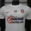 JERSEY CHIVAS DE GUADALAJARA VISITA 26/27 HOMBRE (VERSIÓN JUGADOR)